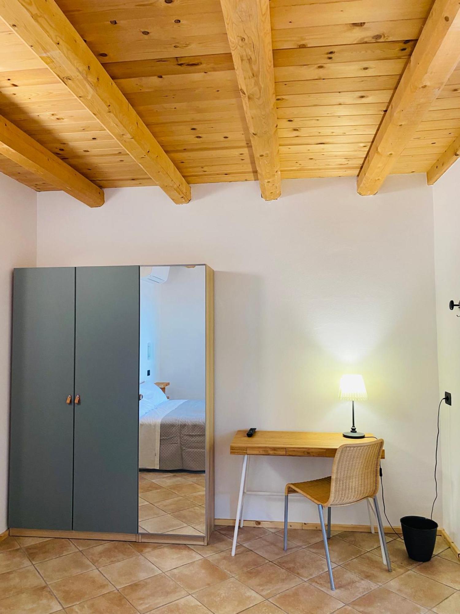 Alloggio per agriturismo La Perlara *