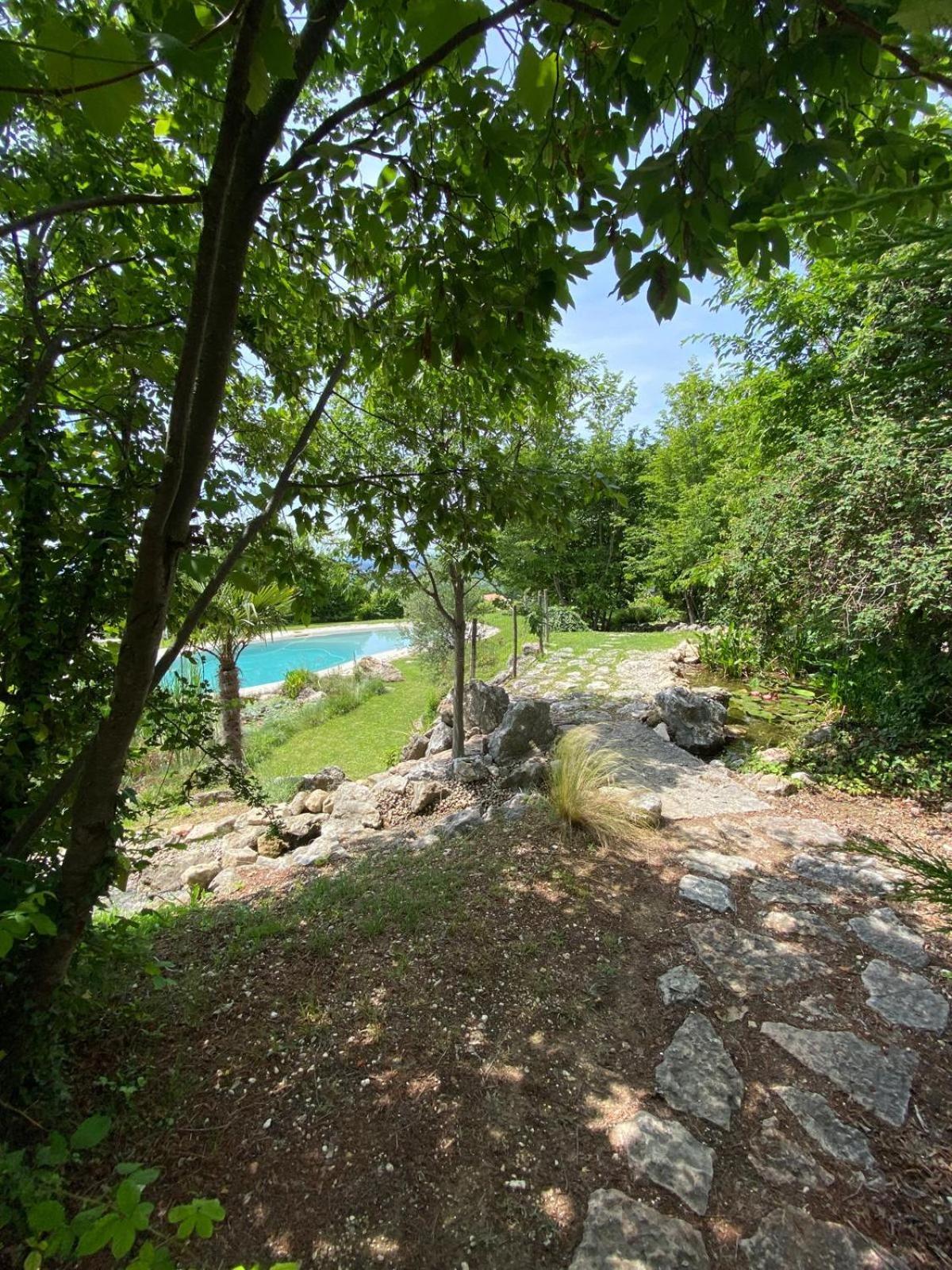 Alloggio per agriturismo La Perlara *